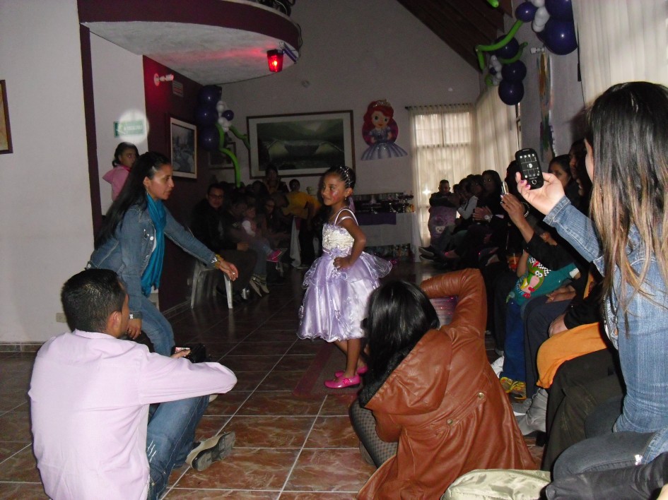 fiesta pasarela infantil