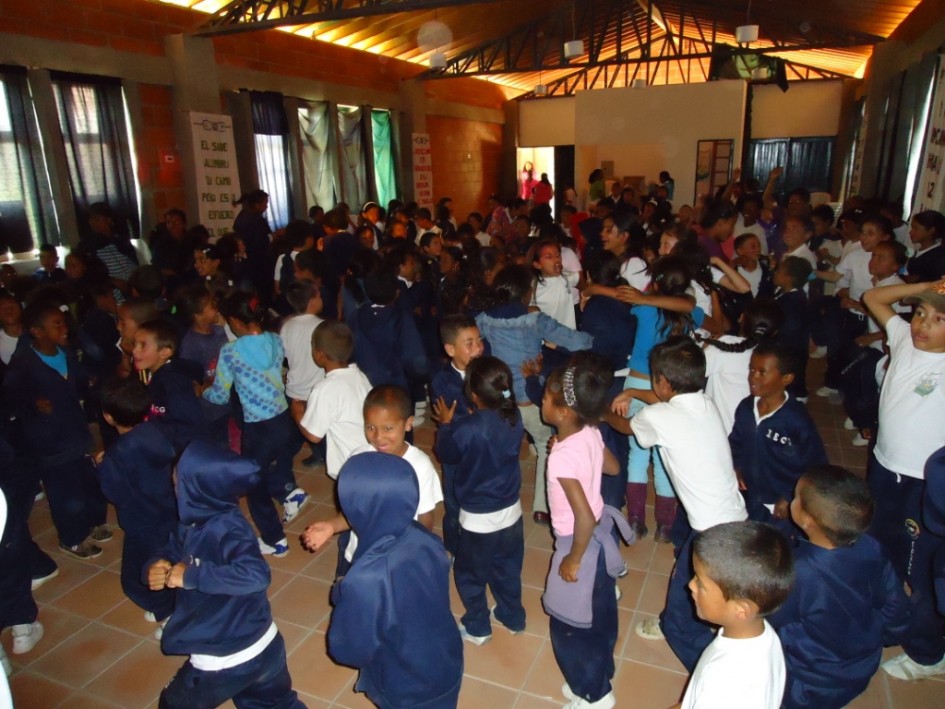 Chiquiteca en colegio bogota